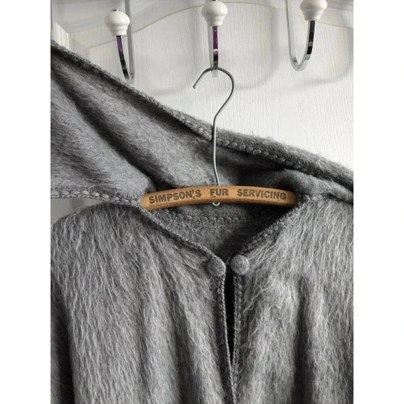 Alpaca Winter Poncho - Picture 4 of 9